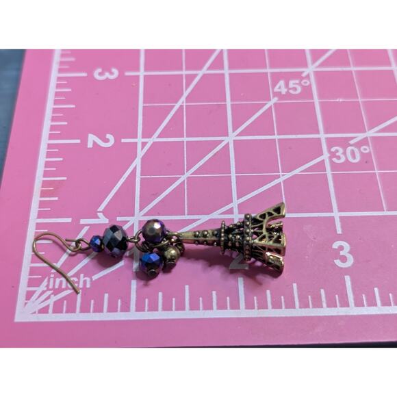 Eiffel Tower Antique Gold Tone Purple Crystal Cluster Dangle Earrings - Picture 3 of 5